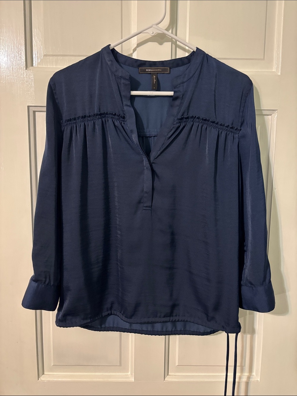 BCBG Blouse Navy Satin V-Neck Drawstring Waist Small 3/4 Sleeve - Picture 2 of 8